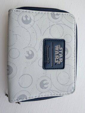 Star Wars Light Gray & Navy Rebel Alliance Zip Wallet